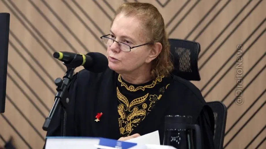 Juíza cita desrespeito de advogados e tenta arquivar denúncia no CNJ